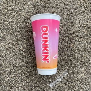 Sabrina Carpenter Dunkin cup
